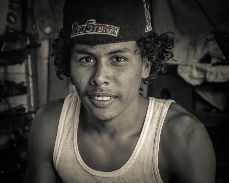 Street Portraits photography in Leon